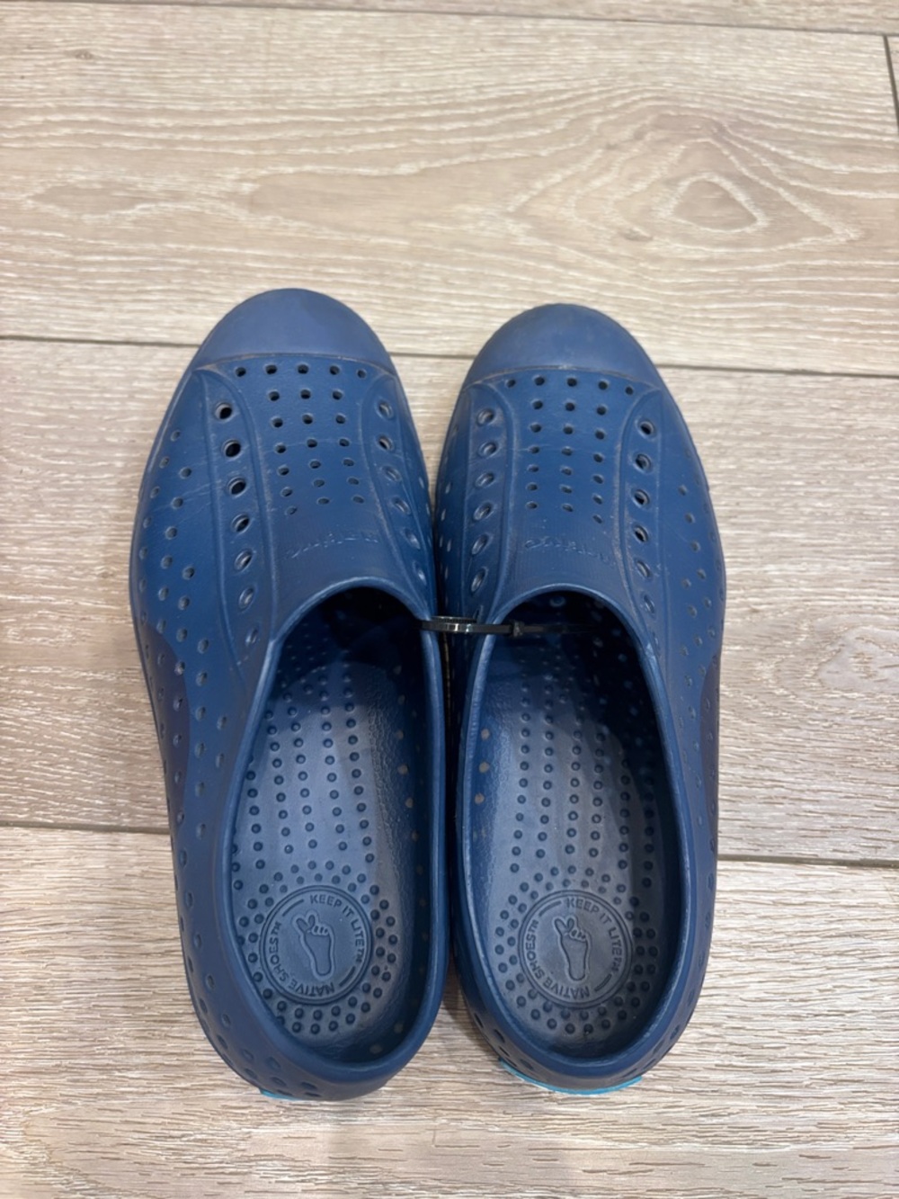 Native Jefferson 2 tone blue size J4